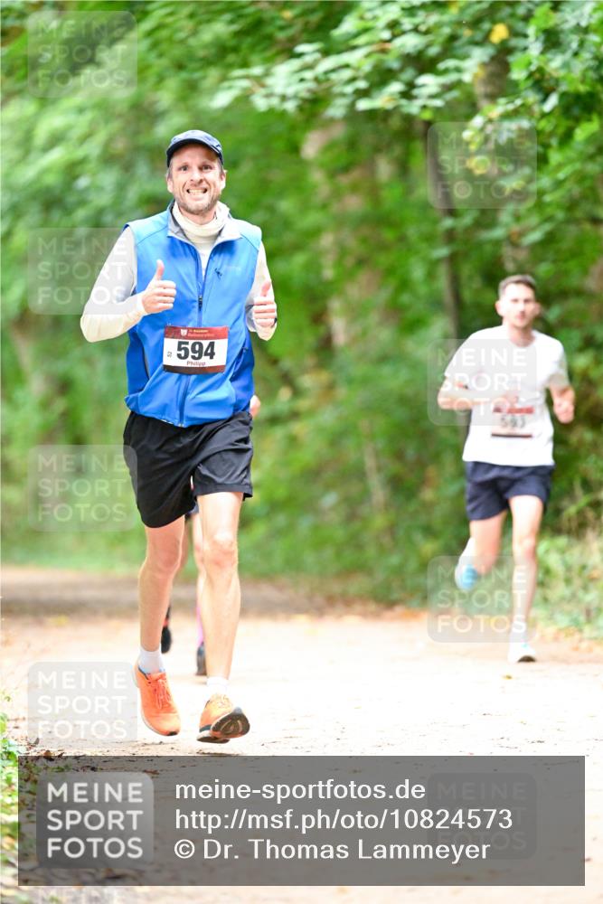 11.10.2026 - Bramfelder Halbmarathon 2026 Dr. Thomas Lammeyer http://msf.ph/oto/10824573 11.10.2026 10:43:40 Laufen 52, 594 meine-sportfotos.de