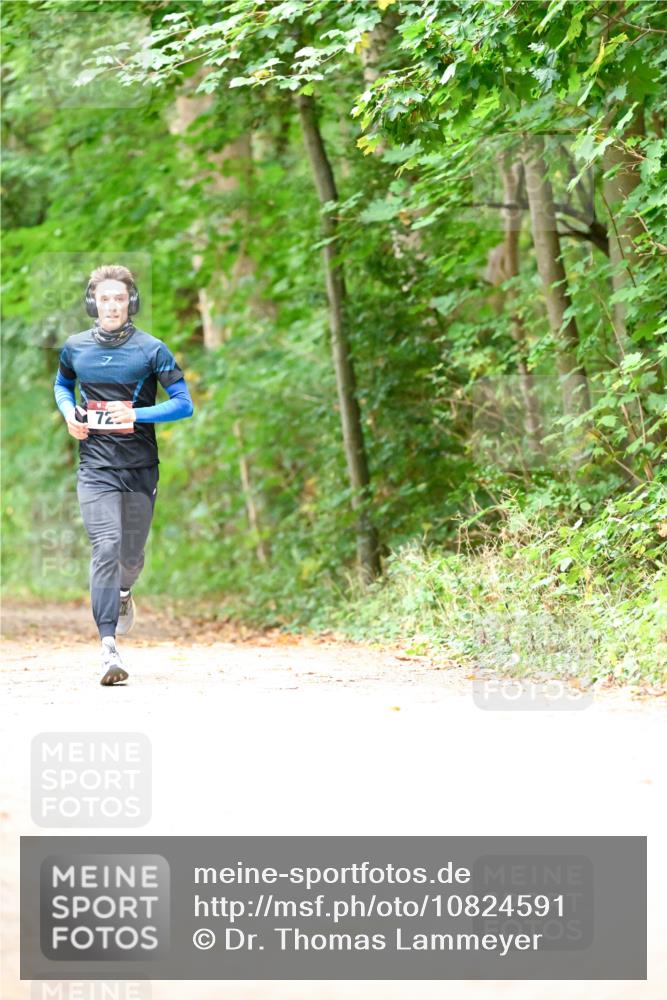 11.10.2026 - Bramfelder Halbmarathon 2026 Dr. Thomas Lammeyer http://msf.ph/oto/10824591 11.10.2026 10:43:50 Laufen 72 meine-sportfotos.de