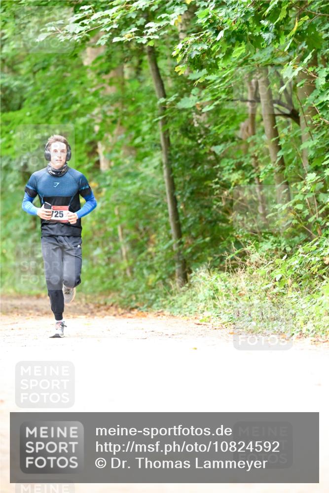 11.10.2026 - Bramfelder Halbmarathon 2026 Dr. Thomas Lammeyer http://msf.ph/oto/10824592 11.10.2026 10:43:50 Laufen 125 meine-sportfotos.de