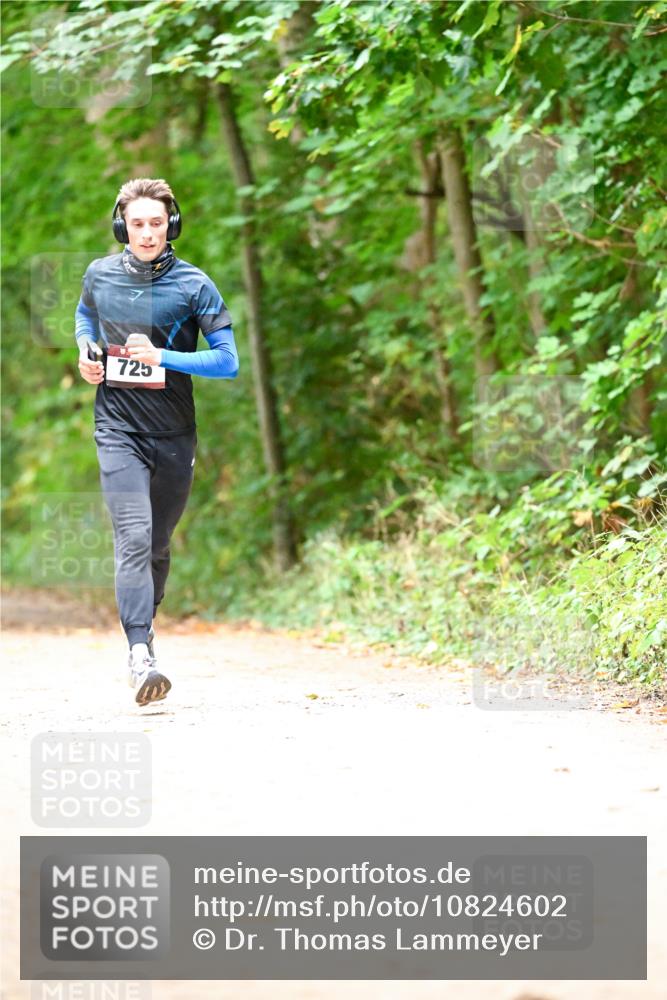 11.10.2026 - Bramfelder Halbmarathon 2026 Dr. Thomas Lammeyer http://msf.ph/oto/10824602 11.10.2026 10:43:51 Laufen 725 meine-sportfotos.de