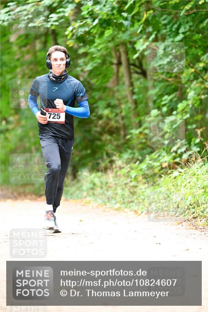 11.10.2026 - Bramfelder Halbmarathon 2026 Dr. Thomas Lammeyer http://msf.ph/oto/10824607 11.10.2026 10:43:52 Laufen 725 meine-sportfotos.de