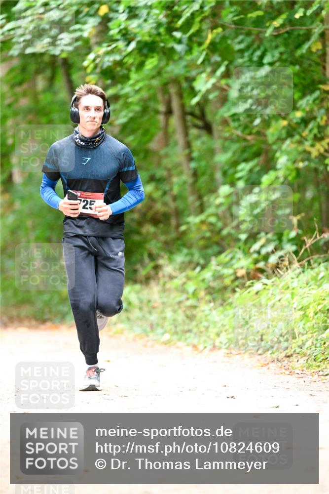11.10.2026 - Bramfelder Halbmarathon 2026 Dr. Thomas Lammeyer http://msf.ph/oto/10824609 11.10.2026 10:43:52 Laufen 25 meine-sportfotos.de