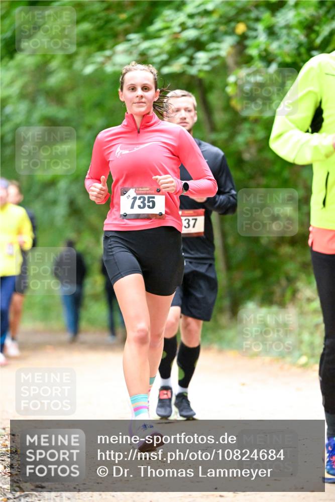 11.10.2026 - Bramfelder Halbmarathon 2026 Dr. Thomas Lammeyer http://msf.ph/oto/10824684 11.10.2026 10:44:41 Laufen 735, 37 meine-sportfotos.de