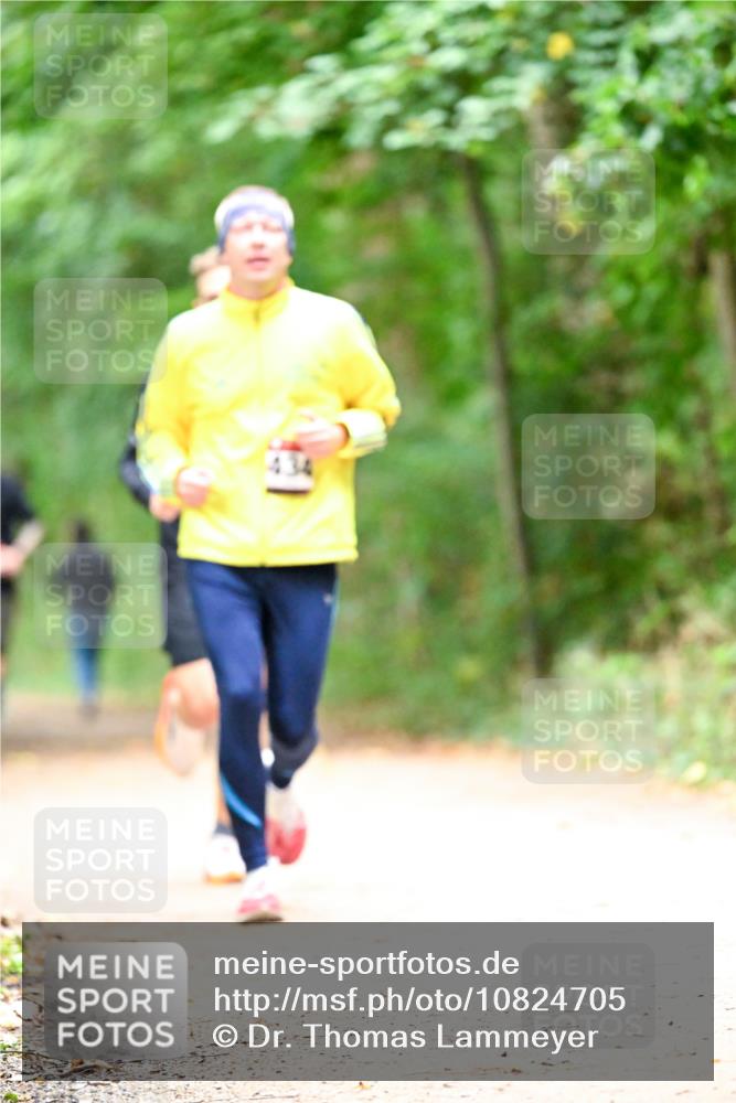 11.10.2026 - Bramfelder Halbmarathon 2026 Dr. Thomas Lammeyer http://msf.ph/oto/10824705 11.10.2026 10:44:45 Laufen  meine-sportfotos.de
