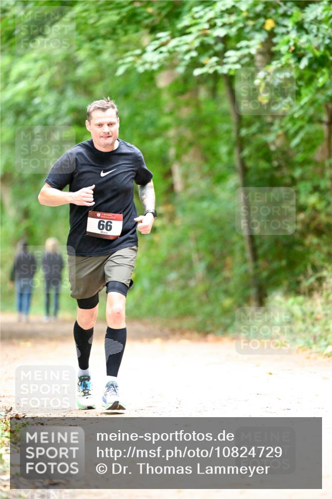 11.10.2026 - Bramfelder Halbmarathon 2026 Dr. Thomas Lammeyer http://msf.ph/oto/10824729 11.10.2026 10:44:50 Laufen 66 meine-sportfotos.de