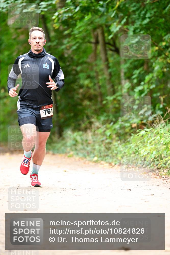 11.10.2026 - Bramfelder Halbmarathon 2026 Dr. Thomas Lammeyer http://msf.ph/oto/10824826 11.10.2026 10:45:42 Laufen 761 meine-sportfotos.de