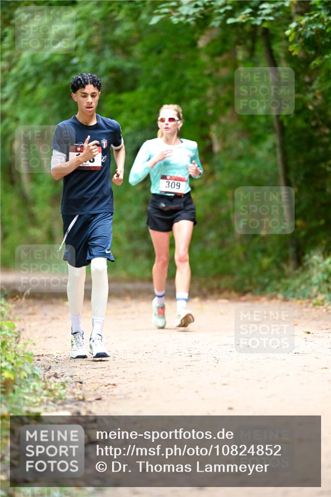 11.10.2026 - Bramfelder Halbmarathon 2026 Dr. Thomas Lammeyer http://msf.ph/oto/10824852 11.10.2026 10:45:49 Laufen 309 meine-sportfotos.de