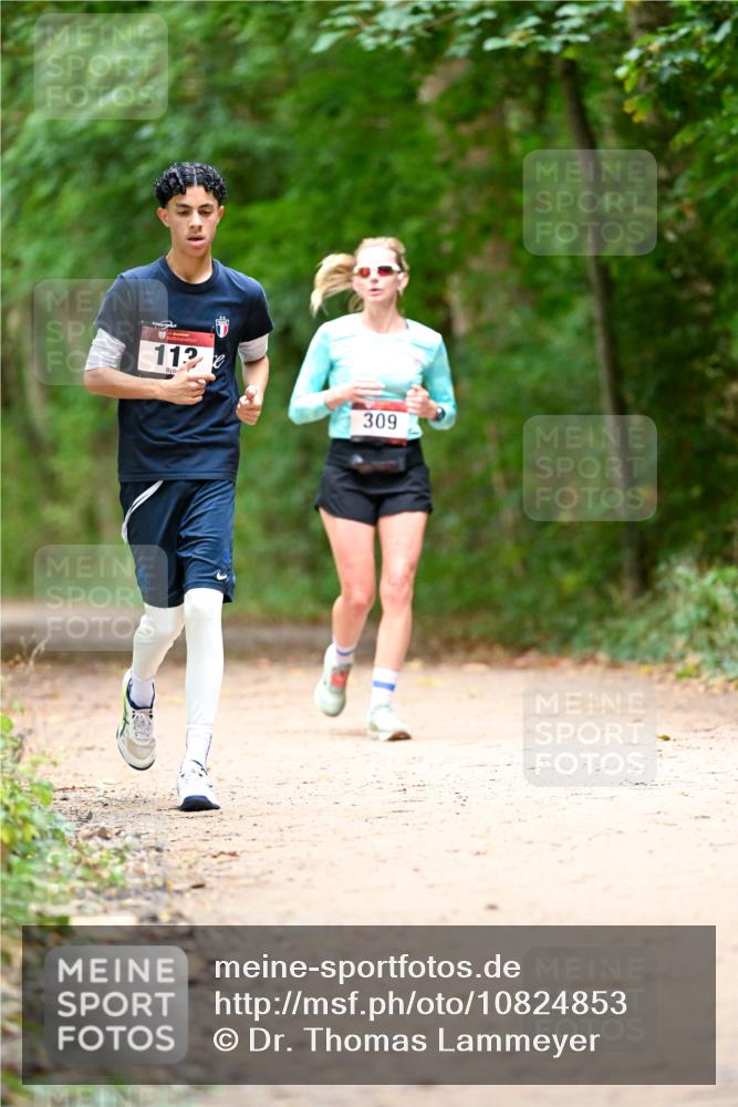 11.10.2026 - Bramfelder Halbmarathon 2026 Dr. Thomas Lammeyer http://msf.ph/oto/10824853 11.10.2026 10:45:49 Laufen 112, 309 meine-sportfotos.de