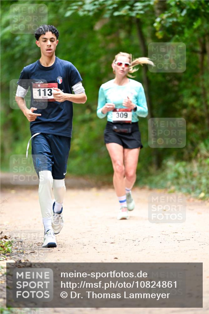 11.10.2026 - Bramfelder Halbmarathon 2026 Dr. Thomas Lammeyer http://msf.ph/oto/10824861 11.10.2026 10:45:50 Laufen 35, 113, 309 meine-sportfotos.de