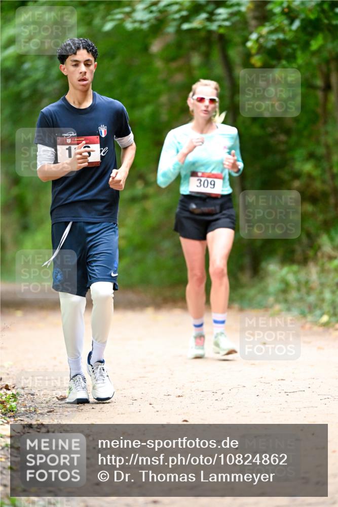 11.10.2026 - Bramfelder Halbmarathon 2026 Dr. Thomas Lammeyer http://msf.ph/oto/10824862 11.10.2026 10:45:50 Laufen 309 meine-sportfotos.de