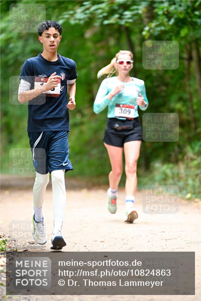 11.10.2026 - Bramfelder Halbmarathon 2026 Dr. Thomas Lammeyer http://msf.ph/oto/10824863 11.10.2026 10:45:51 Laufen 309 meine-sportfotos.de