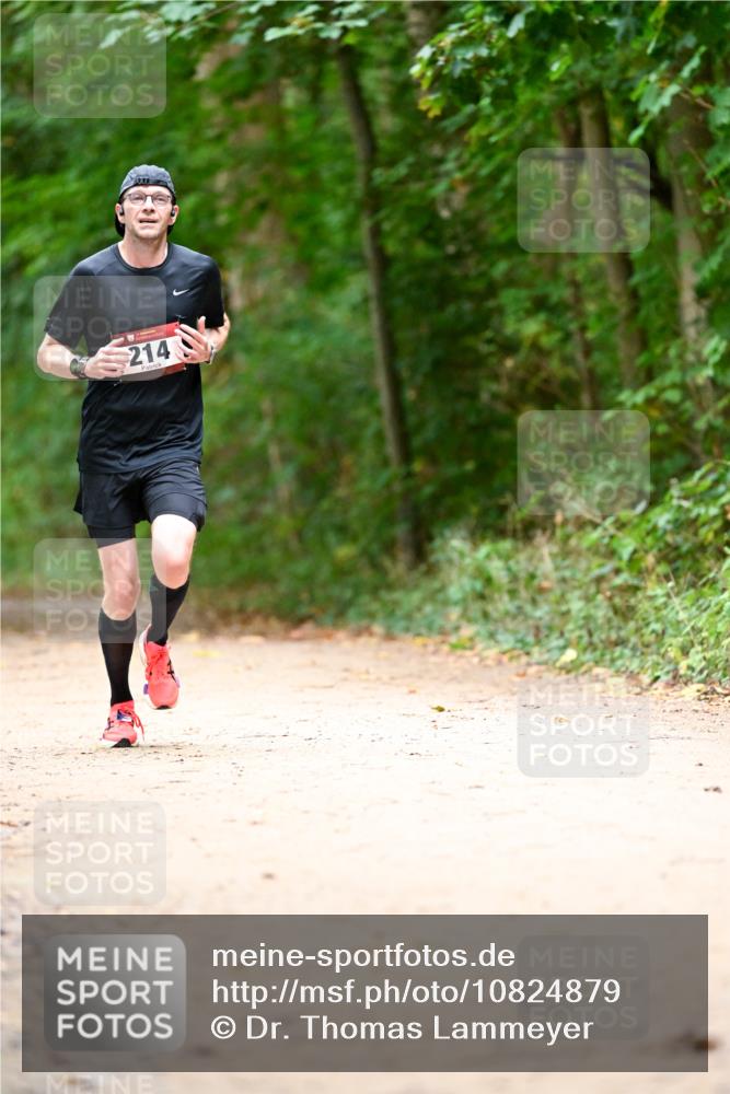 11.10.2026 - Bramfelder Halbmarathon 2026 Dr. Thomas Lammeyer http://msf.ph/oto/10824879 11.10.2026 10:45:56 Laufen 214 meine-sportfotos.de