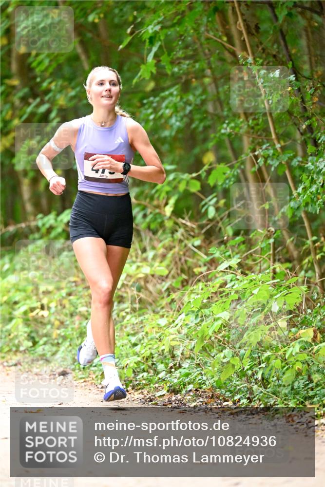 11.10.2026 - Bramfelder Halbmarathon 2026 Dr. Thomas Lammeyer http://msf.ph/oto/10824936 11.10.2026 10:46:24 Laufen  meine-sportfotos.de