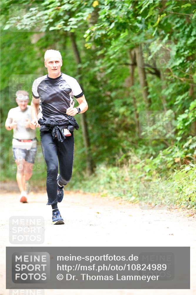 11.10.2026 - Bramfelder Halbmarathon 2026 Dr. Thomas Lammeyer http://msf.ph/oto/10824989 11.10.2026 10:46:58 Laufen  meine-sportfotos.de