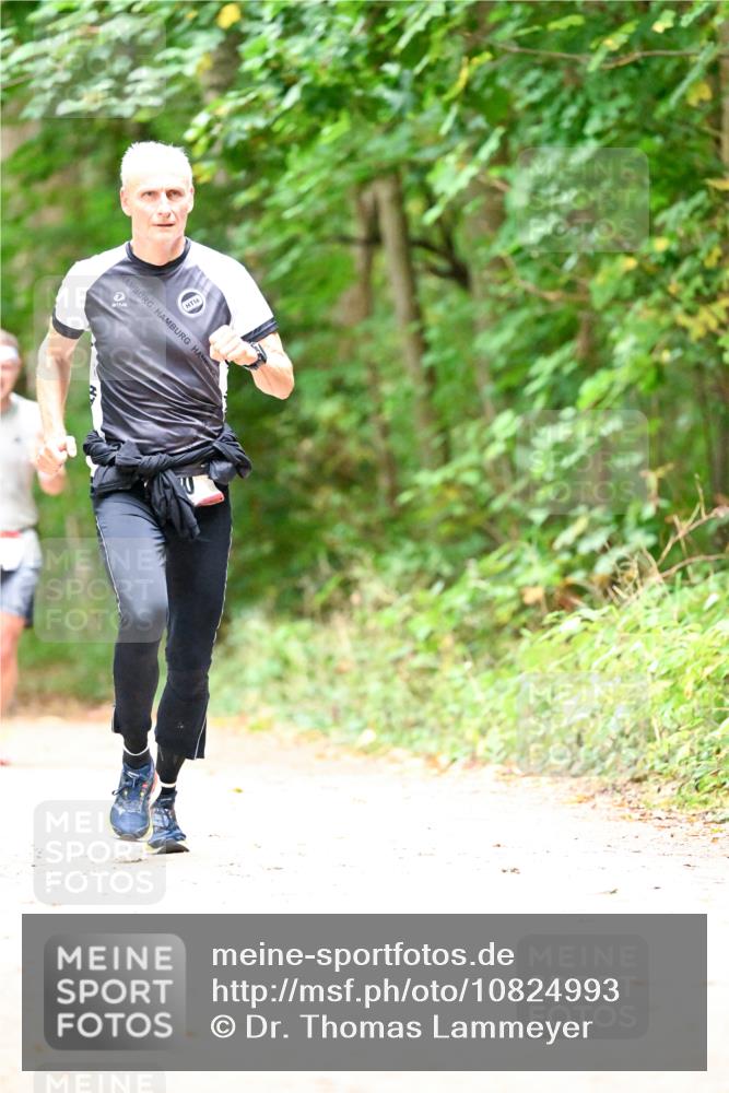 11.10.2026 - Bramfelder Halbmarathon 2026 Dr. Thomas Lammeyer http://msf.ph/oto/10824993 11.10.2026 10:46:58 Laufen 16 meine-sportfotos.de