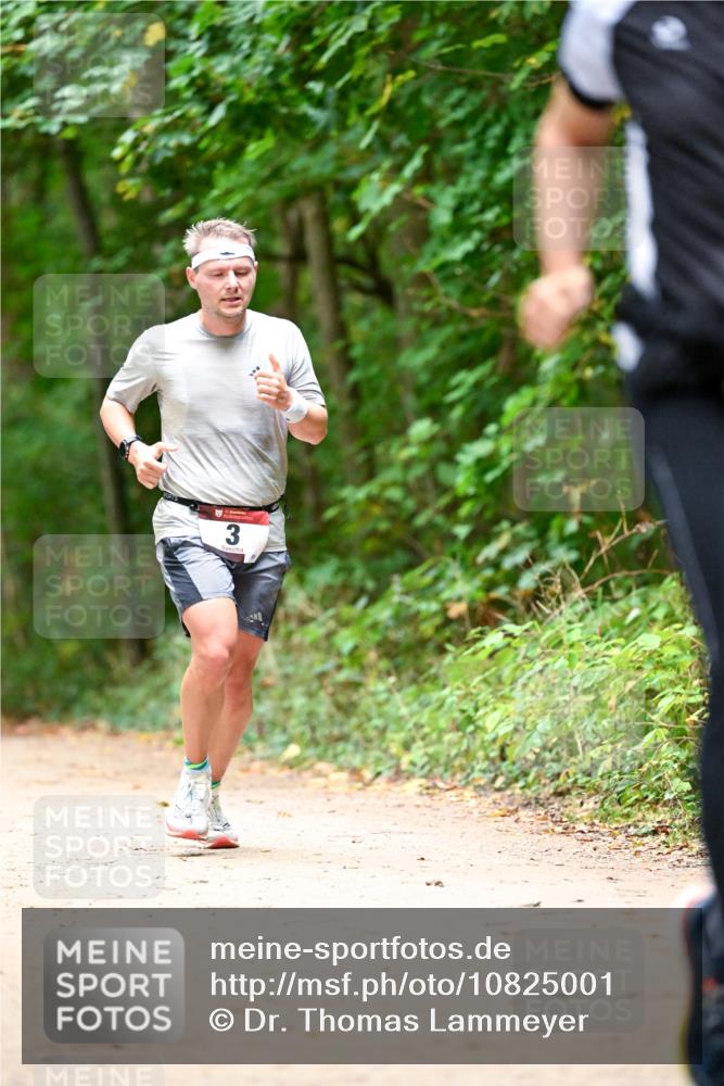 11.10.2026 - Bramfelder Halbmarathon 2026 Dr. Thomas Lammeyer http://msf.ph/oto/10825001 11.10.2026 10:47:01 Laufen 3 meine-sportfotos.de