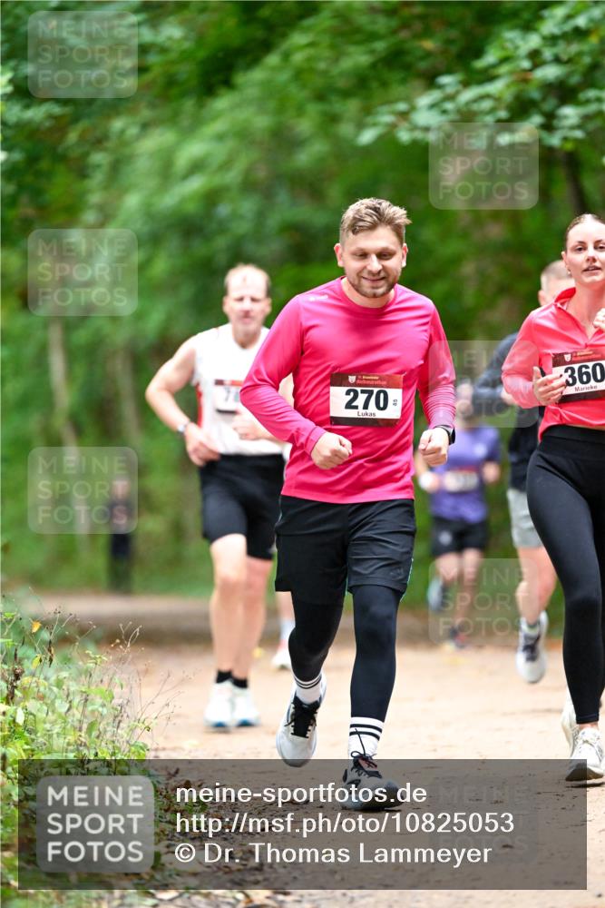 11.10.2026 - Bramfelder Halbmarathon 2026 Dr. Thomas Lammeyer http://msf.ph/oto/10825053 11.10.2026 10:47:20 Laufen 270, 360 meine-sportfotos.de