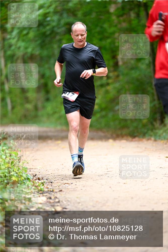 11.10.2026 - Bramfelder Halbmarathon 2026 Dr. Thomas Lammeyer http://msf.ph/oto/10825128 11.10.2026 10:47:46 Laufen  meine-sportfotos.de