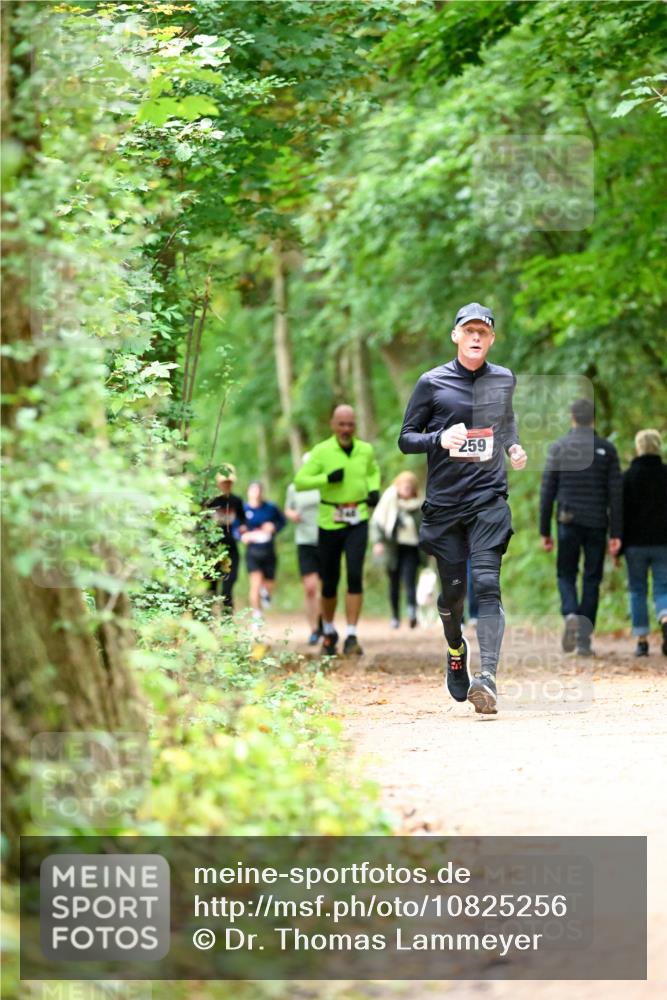 11.10.2026 - Bramfelder Halbmarathon 2026 Dr. Thomas Lammeyer http://msf.ph/oto/10825256 11.10.2026 10:48:50 Laufen 259 meine-sportfotos.de