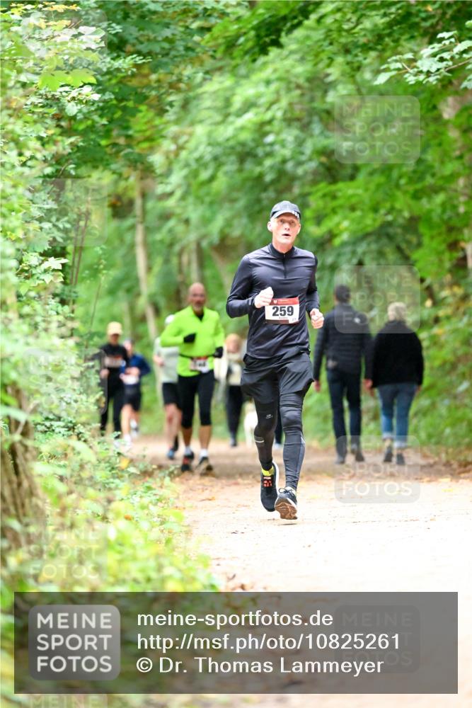 11.10.2026 - Bramfelder Halbmarathon 2026 Dr. Thomas Lammeyer http://msf.ph/oto/10825261 11.10.2026 10:48:51 Laufen 08, 259 meine-sportfotos.de