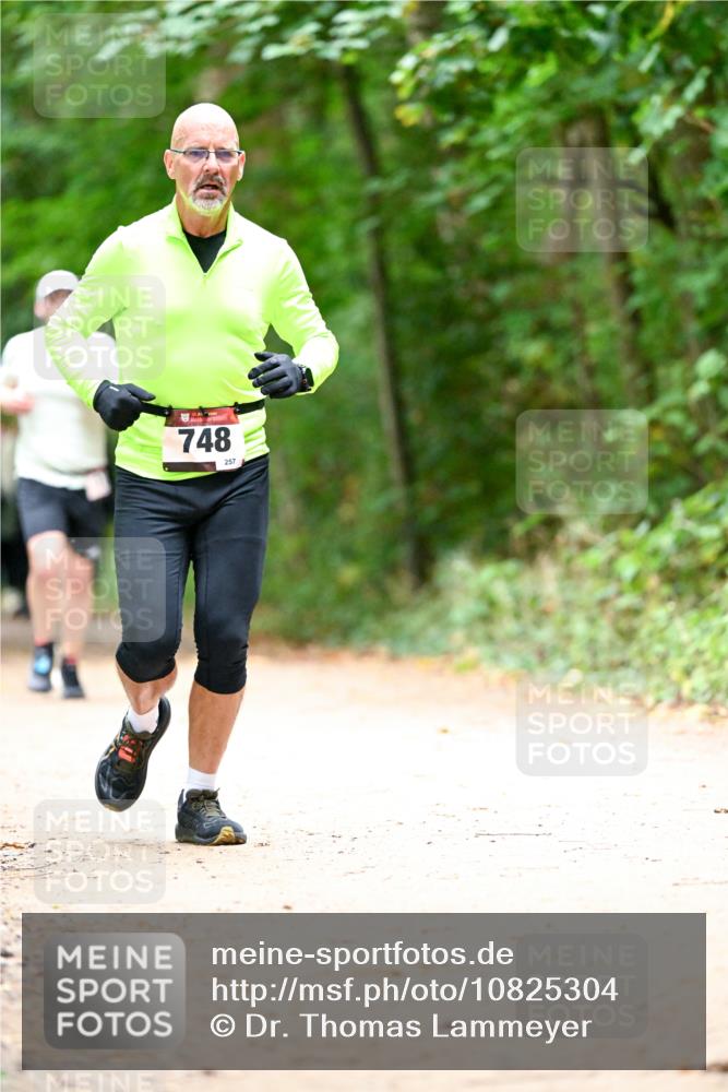 11.10.2026 - Bramfelder Halbmarathon 2026 Dr. Thomas Lammeyer http://msf.ph/oto/10825304 11.10.2026 10:48:58 Laufen 748, 257 meine-sportfotos.de
