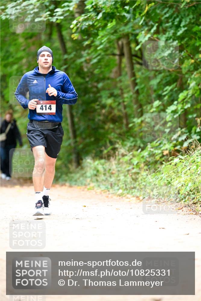 11.10.2026 - Bramfelder Halbmarathon 2026 Dr. Thomas Lammeyer http://msf.ph/oto/10825331 11.10.2026 10:49:05 Laufen 414 meine-sportfotos.de