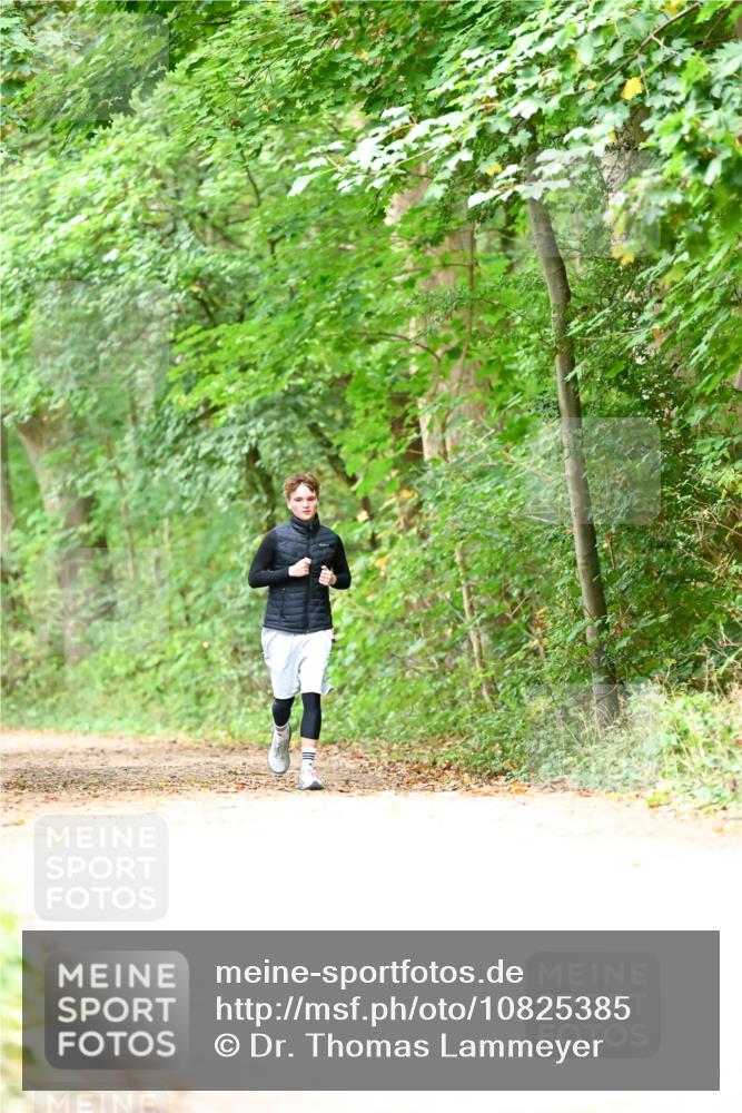 11.10.2026 - Bramfelder Halbmarathon 2026 Dr. Thomas Lammeyer http://msf.ph/oto/10825385 11.10.2026 10:49:39 Laufen  meine-sportfotos.de