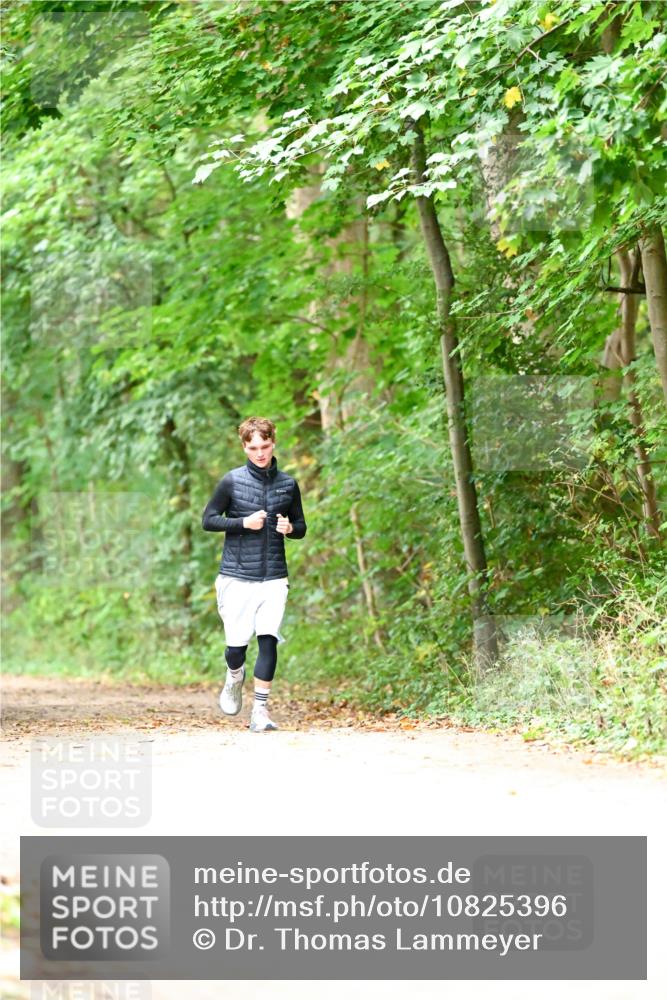11.10.2026 - Bramfelder Halbmarathon 2026 Dr. Thomas Lammeyer http://msf.ph/oto/10825396 11.10.2026 10:49:41 Laufen  meine-sportfotos.de