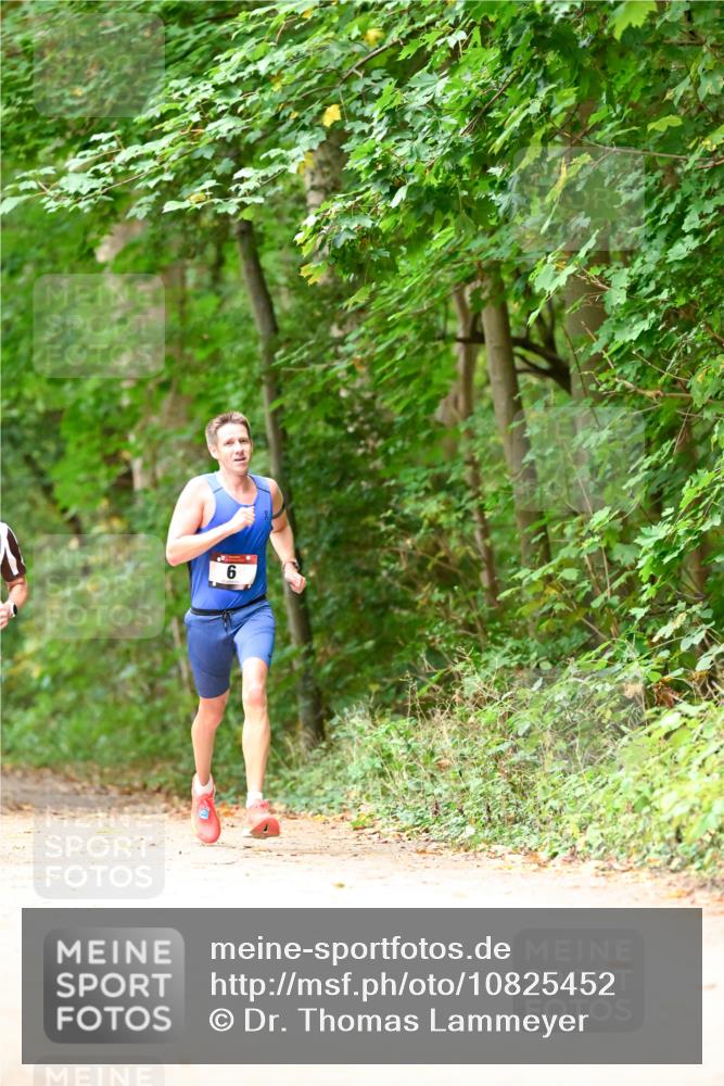 11.10.2026 - Bramfelder Halbmarathon 2026 Dr. Thomas Lammeyer http://msf.ph/oto/10825452 11.10.2026 10:50:05 Laufen  meine-sportfotos.de