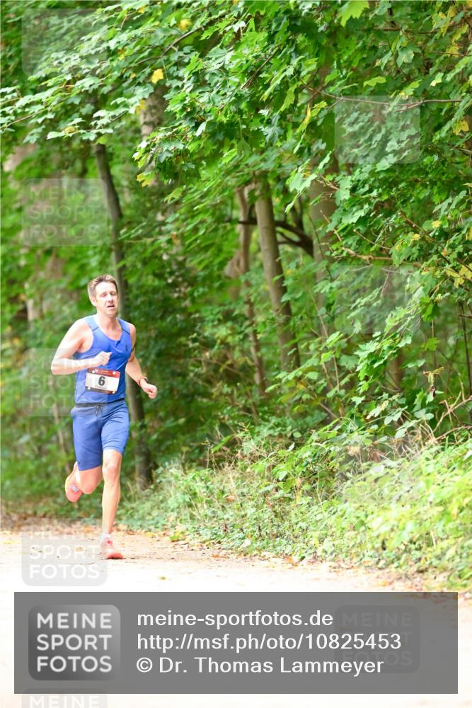 11.10.2026 - Bramfelder Halbmarathon 2026 Dr. Thomas Lammeyer http://msf.ph/oto/10825453 11.10.2026 10:50:05 Laufen 6 meine-sportfotos.de