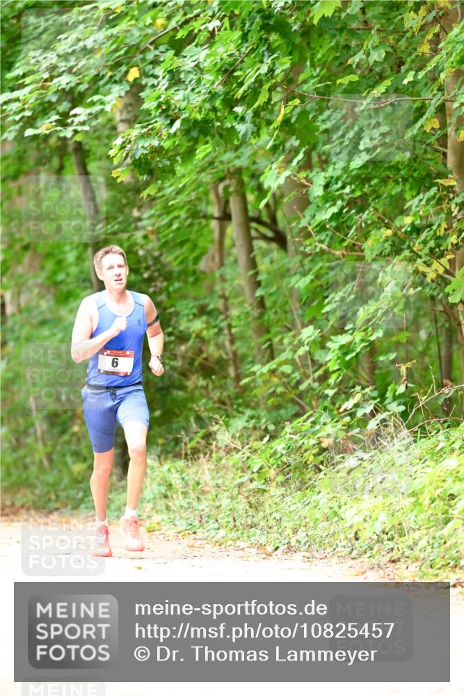 11.10.2026 - Bramfelder Halbmarathon 2026 Dr. Thomas Lammeyer http://msf.ph/oto/10825457 11.10.2026 10:50:05 Laufen  meine-sportfotos.de