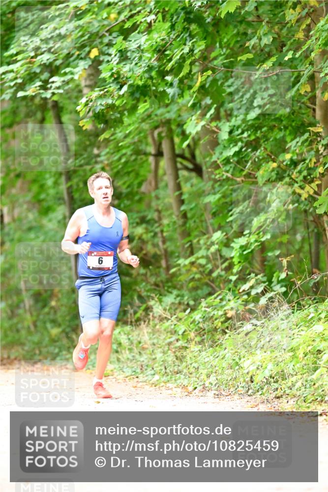 11.10.2026 - Bramfelder Halbmarathon 2026 Dr. Thomas Lammeyer http://msf.ph/oto/10825459 11.10.2026 10:50:06 Laufen 6 meine-sportfotos.de