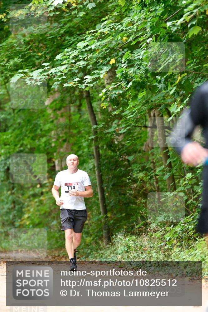 11.10.2026 - Bramfelder Halbmarathon 2026 Dr. Thomas Lammeyer http://msf.ph/oto/10825512 11.10.2026 10:50:19 Laufen 714 meine-sportfotos.de