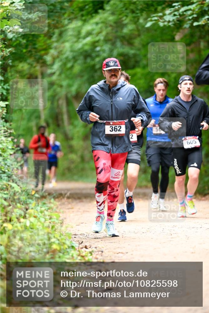 11.10.2026 - Bramfelder Halbmarathon 2026 Dr. Thomas Lammeyer http://msf.ph/oto/10825598 11.10.2026 10:50:39 Laufen 362, 605 meine-sportfotos.de