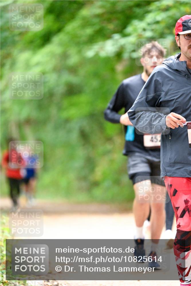 11.10.2026 - Bramfelder Halbmarathon 2026 Dr. Thomas Lammeyer http://msf.ph/oto/10825614 11.10.2026 10:50:42 Laufen 457 meine-sportfotos.de