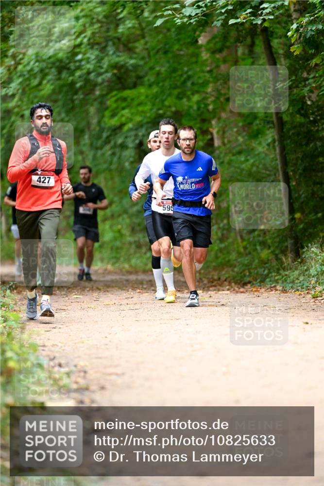 11.10.2026 - Bramfelder Halbmarathon 2026 Dr. Thomas Lammeyer http://msf.ph/oto/10825633 11.10.2026 10:50:47 Laufen 427, 595 meine-sportfotos.de