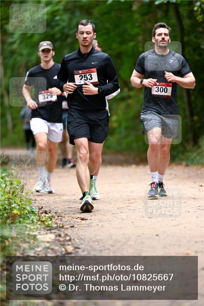 11.10.2026 - Bramfelder Halbmarathon 2026 Dr. Thomas Lammeyer http://msf.ph/oto/10825667 11.10.2026 10:50:55 Laufen 329, 253, 49, 300 meine-sportfotos.de