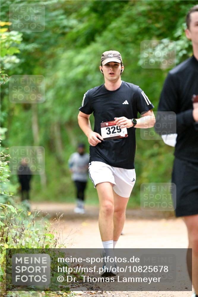 11.10.2026 - Bramfelder Halbmarathon 2026 Dr. Thomas Lammeyer http://msf.ph/oto/10825678 11.10.2026 10:50:57 Laufen 329 meine-sportfotos.de