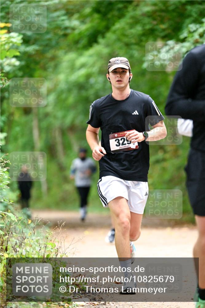 11.10.2026 - Bramfelder Halbmarathon 2026 Dr. Thomas Lammeyer http://msf.ph/oto/10825679 11.10.2026 10:50:57 Laufen 329 meine-sportfotos.de