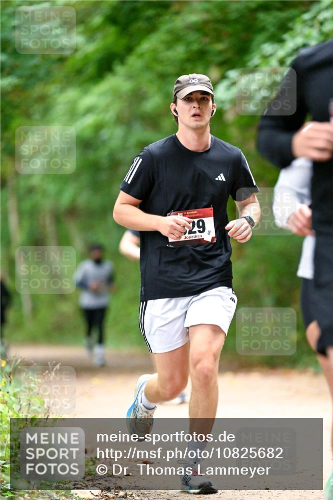 11.10.2026 - Bramfelder Halbmarathon 2026 Dr. Thomas Lammeyer http://msf.ph/oto/10825682 11.10.2026 10:50:58 Laufen 29 meine-sportfotos.de
