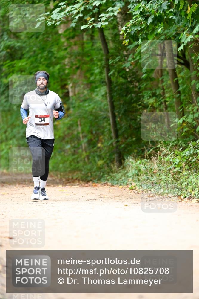 11.10.2026 - Bramfelder Halbmarathon 2026 Dr. Thomas Lammeyer http://msf.ph/oto/10825708 11.10.2026 10:51:04 Laufen  meine-sportfotos.de