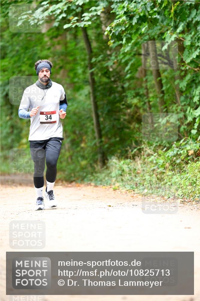11.10.2026 - Bramfelder Halbmarathon 2026 Dr. Thomas Lammeyer http://msf.ph/oto/10825713 11.10.2026 10:51:05 Laufen 34 meine-sportfotos.de