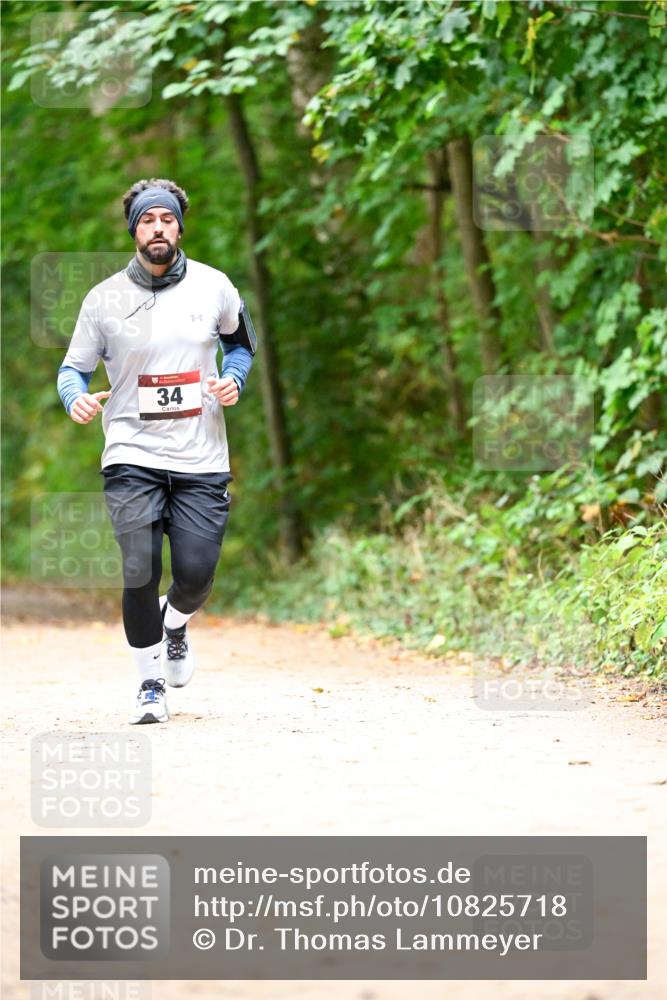 11.10.2026 - Bramfelder Halbmarathon 2026 Dr. Thomas Lammeyer http://msf.ph/oto/10825718 11.10.2026 10:51:06 Laufen 34 meine-sportfotos.de