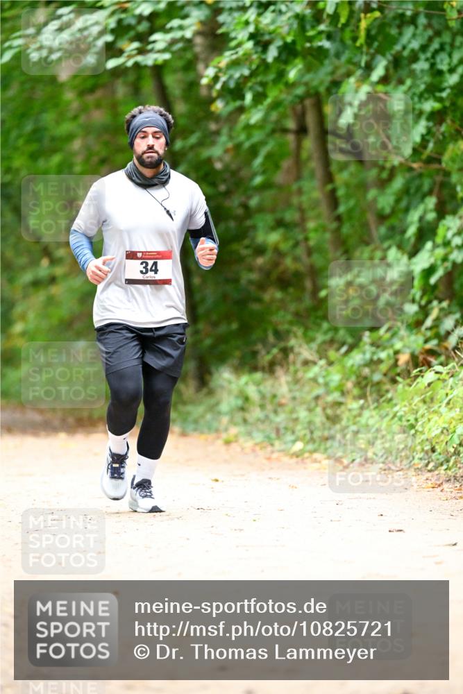 11.10.2026 - Bramfelder Halbmarathon 2026 Dr. Thomas Lammeyer http://msf.ph/oto/10825721 11.10.2026 10:51:06 Laufen 34 meine-sportfotos.de