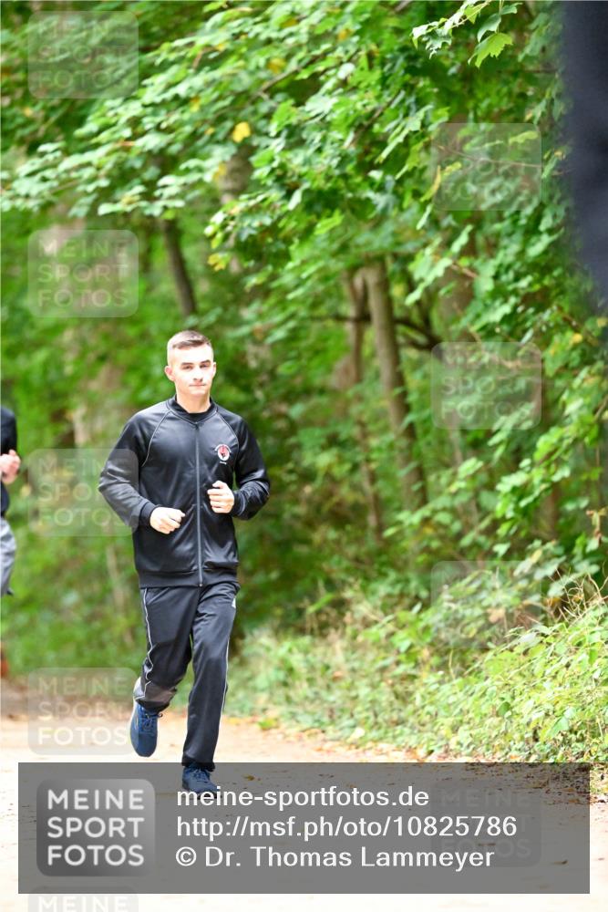 11.10.2026 - Bramfelder Halbmarathon 2026 Dr. Thomas Lammeyer http://msf.ph/oto/10825786 11.10.2026 10:51:34 Laufen  meine-sportfotos.de