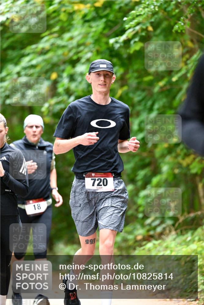 11.10.2026 - Bramfelder Halbmarathon 2026 Dr. Thomas Lammeyer http://msf.ph/oto/10825814 11.10.2026 10:51:38 Laufen 18, 999, 35, 720 meine-sportfotos.de