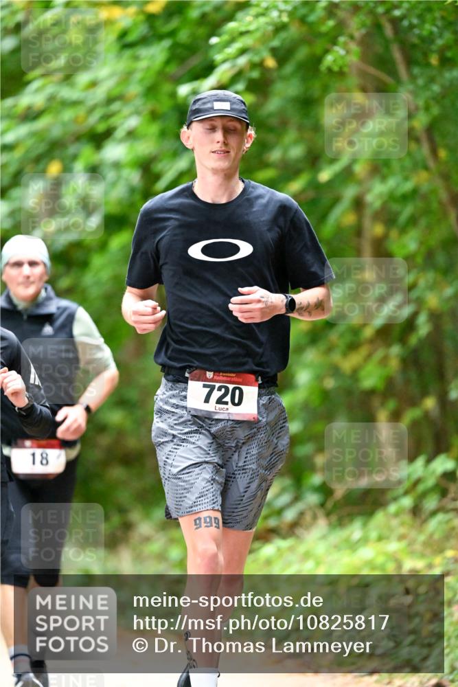 11.10.2026 - Bramfelder Halbmarathon 2026 Dr. Thomas Lammeyer http://msf.ph/oto/10825817 11.10.2026 10:51:39 Laufen 18, 720, 999 meine-sportfotos.de