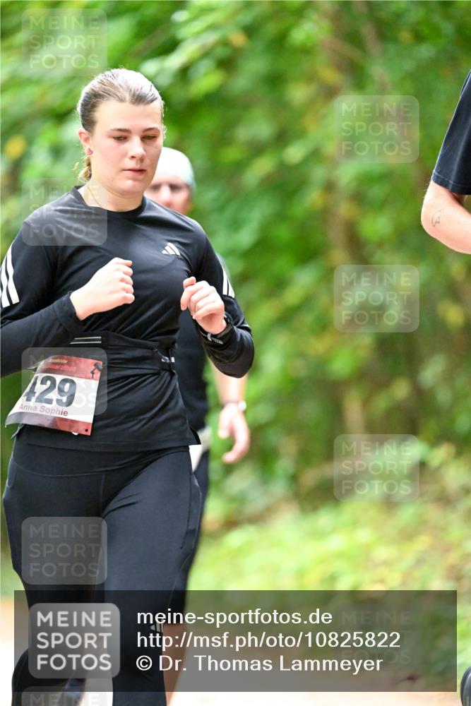 11.10.2026 - Bramfelder Halbmarathon 2026 Dr. Thomas Lammeyer http://msf.ph/oto/10825822 11.10.2026 10:51:40 Laufen 429 meine-sportfotos.de