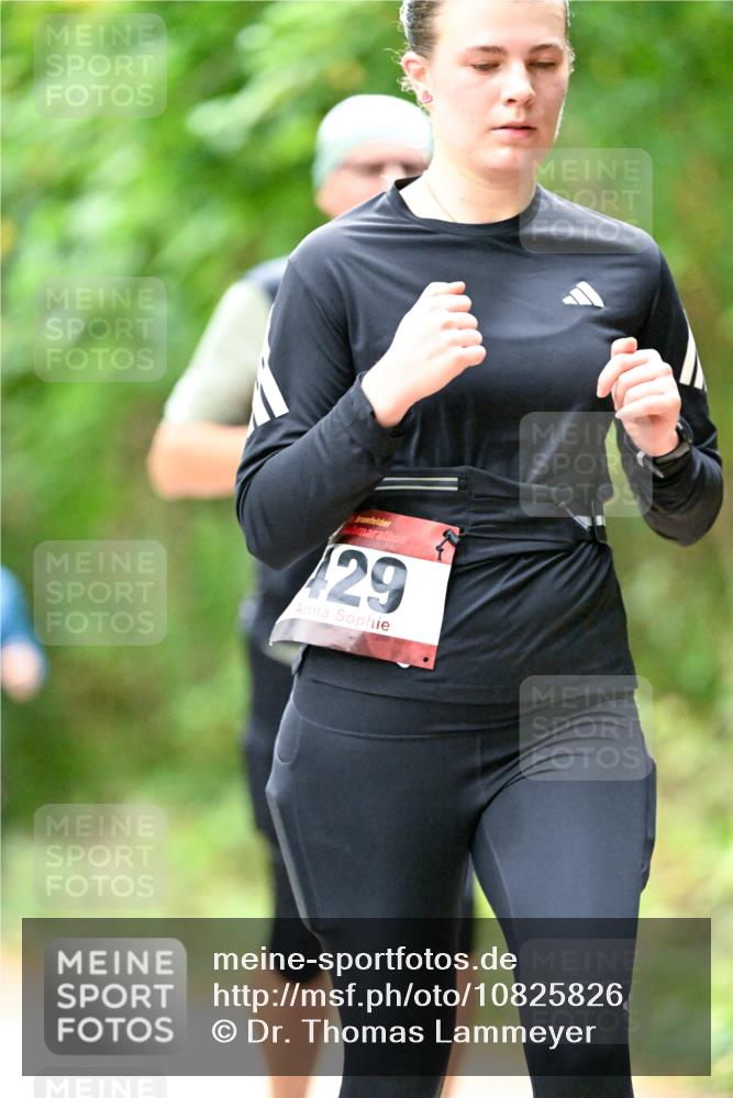 11.10.2026 - Bramfelder Halbmarathon 2026 Dr. Thomas Lammeyer http://msf.ph/oto/10825826 11.10.2026 10:51:41 Laufen 29 meine-sportfotos.de