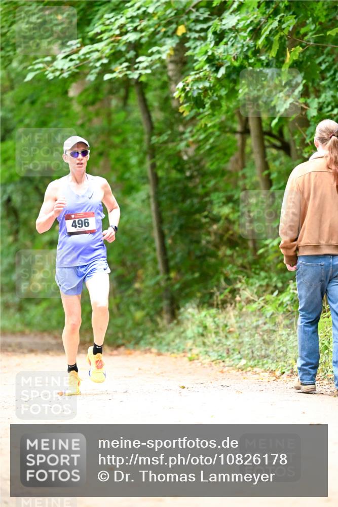11.10.2026 - Bramfelder Halbmarathon 2026 Dr. Thomas Lammeyer http://msf.ph/oto/10826178 11.10.2026 10:53:58 Laufen 496 meine-sportfotos.de